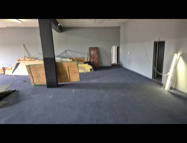 230M² BUSINESS TO LET IN MINNEBRON